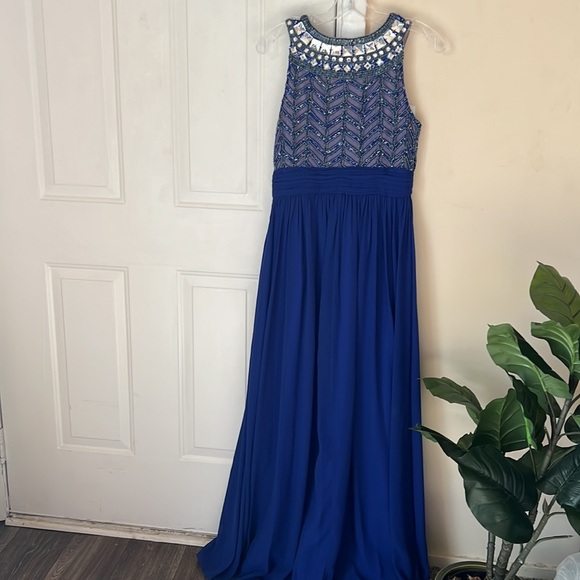 JS Collections Embellished Chiffon Gown Size 6 - Picture 12 of 13